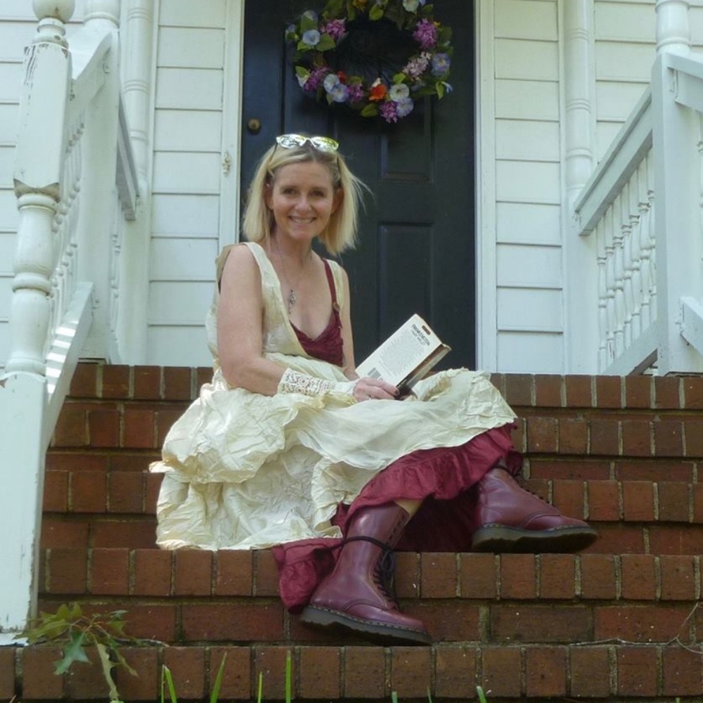 Meet the Posher - Picture 6 of 8